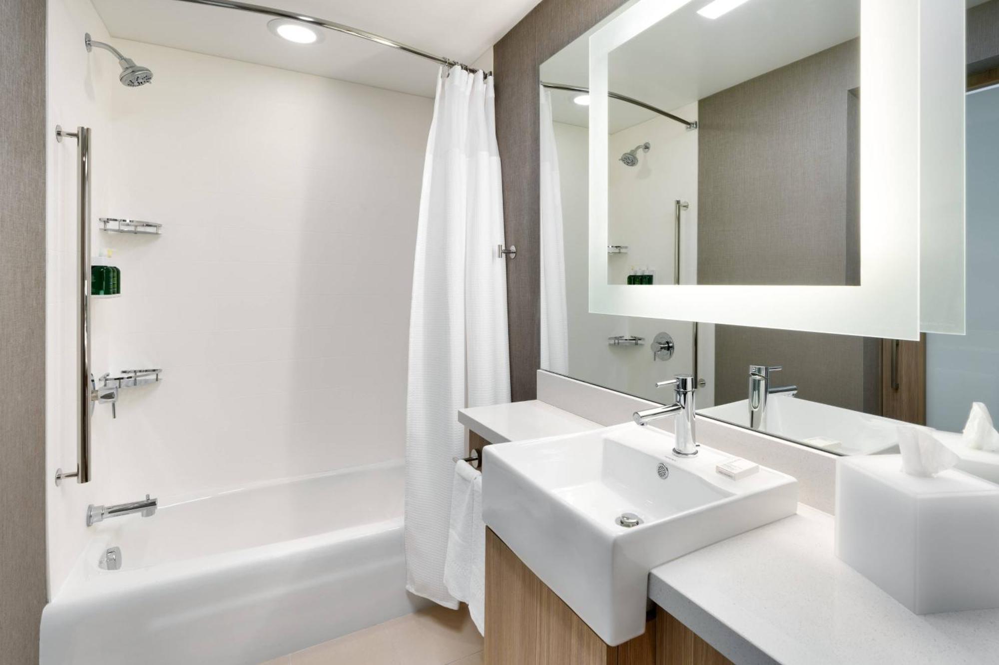 Springhill Suites By Marriott Salt Lake City Sugar House מראה חיצוני תמונה